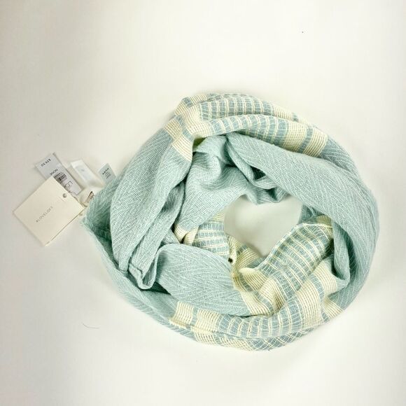 Loft blue stripe knit circle scarf - Picture 3 of 6